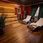 Exklusives Erlebnis-Apartment Emotion Apartments Mit Privater Sauna Und Whirlpool Aparthotel 4*