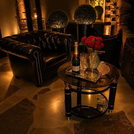 Emotion Apartments- Adults Only Apartment Mit Privater Sauna Und Whirlpool Apart Otel 4*