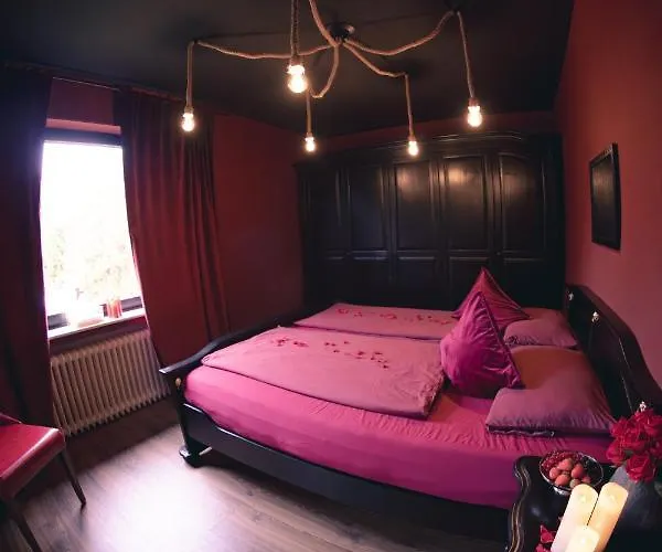 Aparthotel Erwachsenenhotel Bdsm Emotion Mit Privater Sauna Und Whirlpool